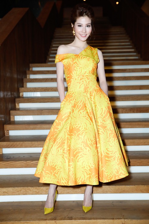 Tăng Thanh Hà, Angela Phương Trinh đọ sắc đẹp lộng lẫy - 13