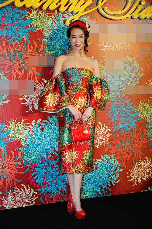 Tăng Thanh Hà, Angela Phương Trinh đọ sắc đẹp lộng lẫy - 4