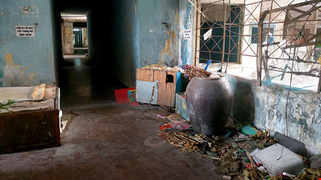Bên trong chung cư "ma" sắp được tháo dỡ ở Sài Gòn - 11