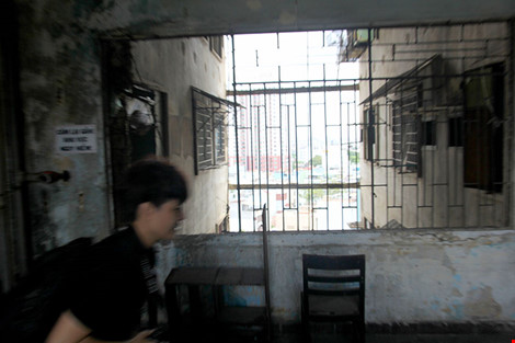 Bên trong chung cư "ma" sắp được tháo dỡ ở Sài Gòn - 8