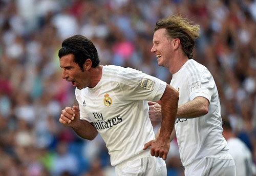 Figo, Raul “nhảy múa” cùng đội huyền thoại Real - 5