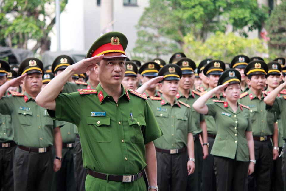 Ảnh: Trang phục xuân hè mới của ngành công an - 3