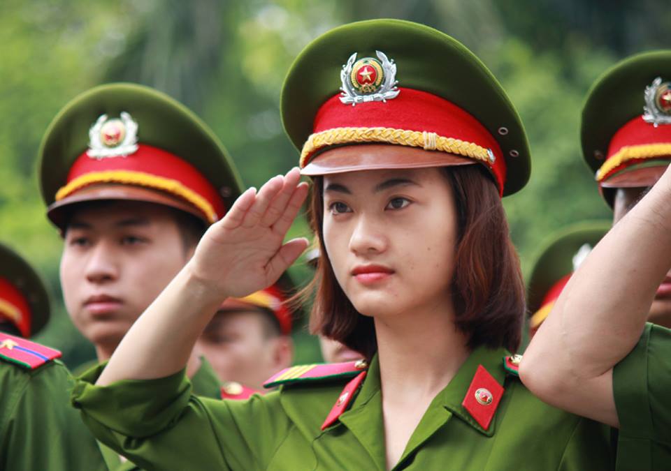 Ảnh: Trang phục xuân hè mới của ngành công an - 5