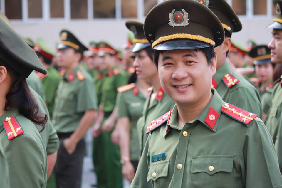 Ảnh: Trang phục xuân hè mới của ngành công an - 14