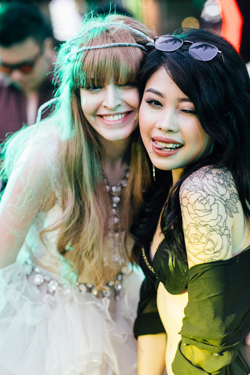 Thiếu nữ nóng bỏng "thiêu đốt' tiệc bể bơi ở Hà Nội - 5