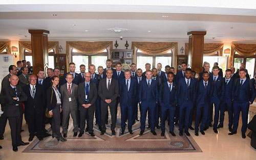 Euro còn 3 ngày: Bale khoe bắp chân cực khủng - 4