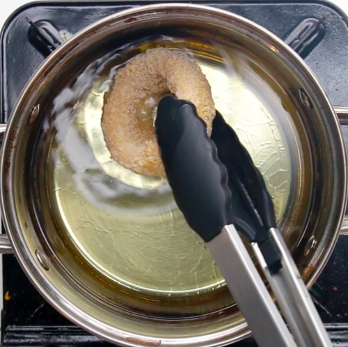 Phô mai vòng hấp dẫn bất chấp ngày nóng - 6