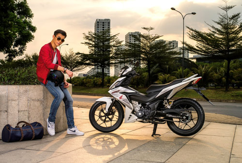 “Lái chất. Sống trọn” cùng mẫu xe côn tay mới của Honda Việt Nam - 1