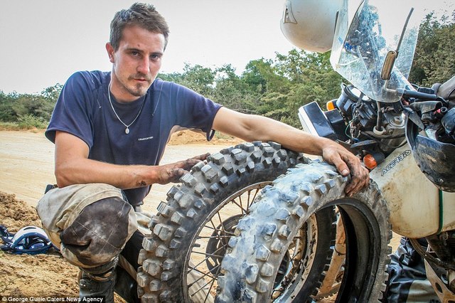 Anh: 9 năm ngao du thiên hạ quãng đường 4 vòng trái đất - 11