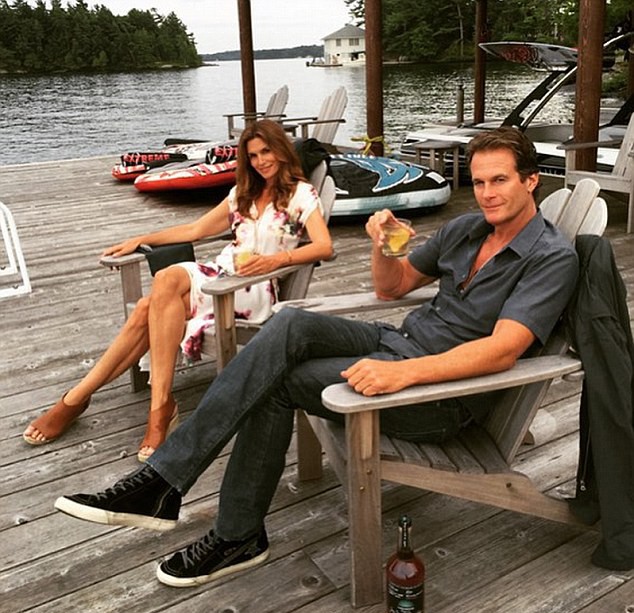 Tổ ấm bền vững với chồng thứ 2 của Cindy Crawford - 6
