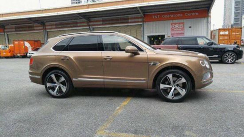 Cận cảnh Bentley Bentayga đầu tiên tại Việt Nam - 2