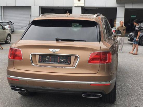 Cận cảnh Bentley Bentayga đầu tiên tại Việt Nam - 3