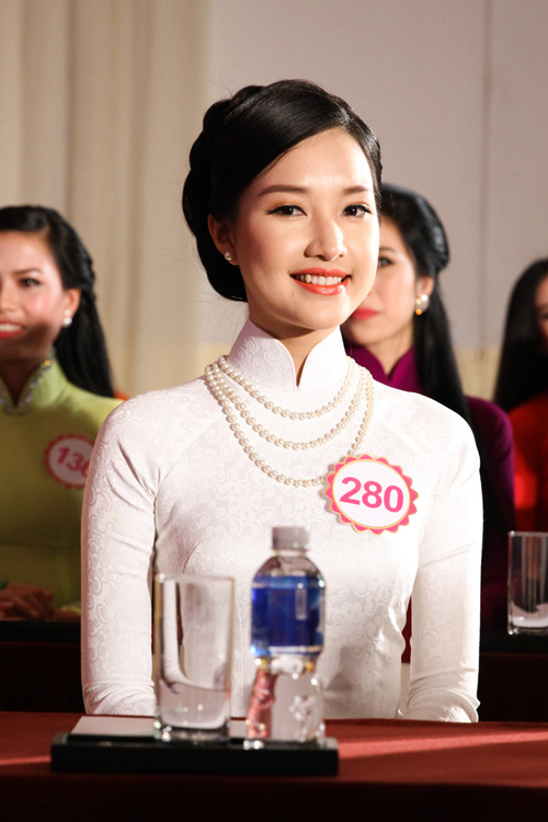 Bi Rain hát tại HHVN 2016