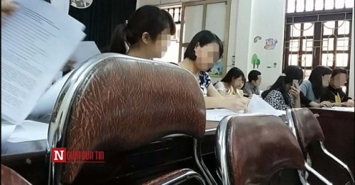 Lộ phao thi "ai am tít chờ" của giáo viên Ninh Bình - 1