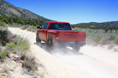 RAM 1500 Rebel 2016: Kẻ nổi loạn trên rẻo cao - 2