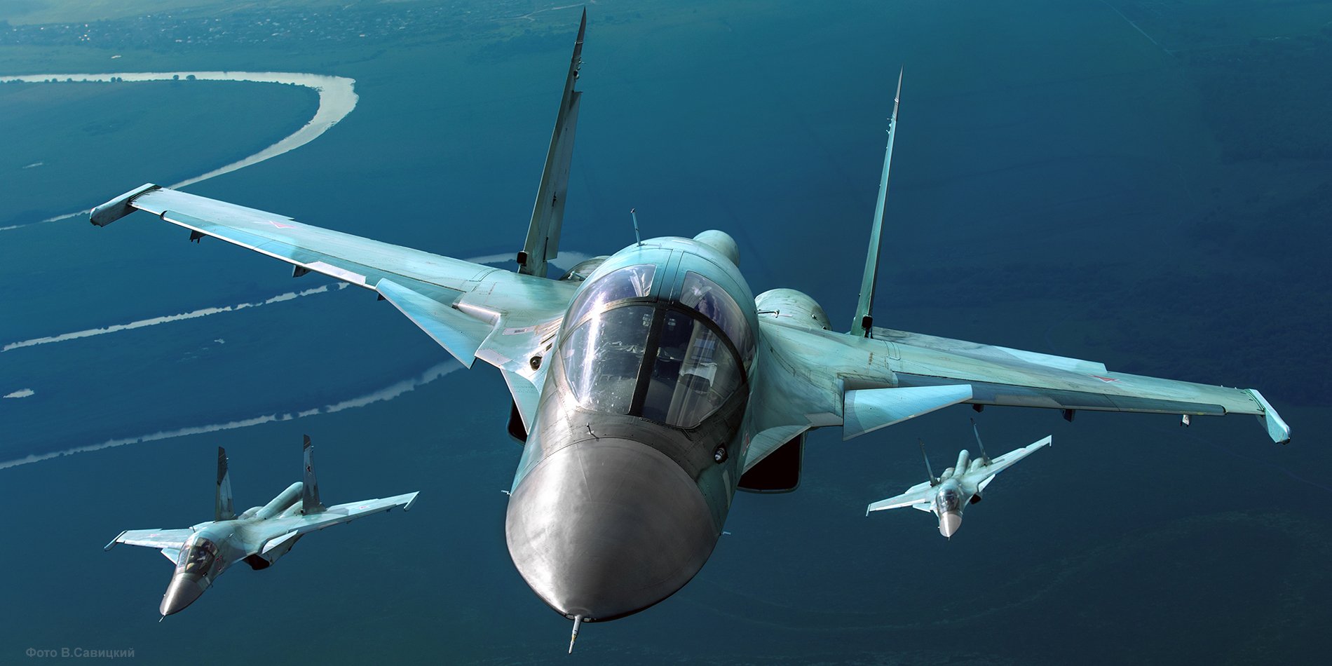 Khám phá cabin cực tiện nghi của chiến đấu cơ Su-34 Nga - 1
