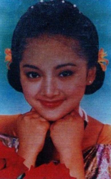 Ngỡ ngàng với nhan sắc Châu Tấn năm 16 tuổi - 14