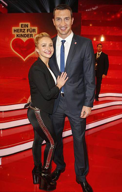 “Thần thor” & bạn gái: Cặp đôi đũa lệch tuyệt trần - 6