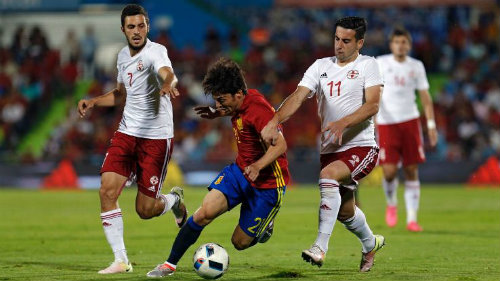 Tin nhanh Euro 13/6: CĐV Bắc Ireland tử nạn ở Nice - 4