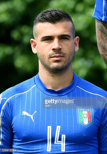 Dàn cầu thủ Italia gây xao xuyến với vẻ đẹp nam thần - 13