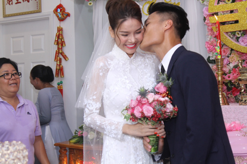 Hinh anh hon le Mac Hong Quan Ky Han