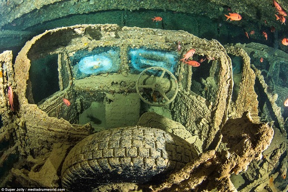 Tàu chở vũ khí kì vĩ của Anh 75 năm chìm dưới Biển Đỏ - 2