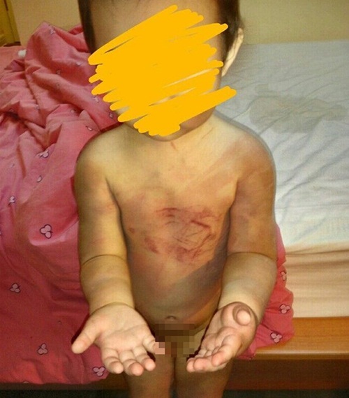 Cha ruot danh con da man