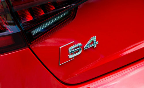 Audi S4 2018 có hạ nổi Mercedes-AMG C43 sedan không? - 3
