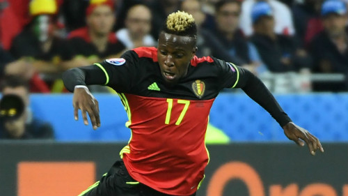 Ảnh đẹp Euro 16/6: Pogba, Fellaini và kiểu tóc dị nhất - 8