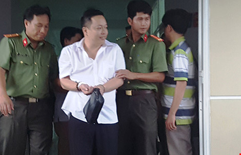 Lừa vay 290 tỉ đồng ưu đãi, 2 giám đốc bị bắt - 1