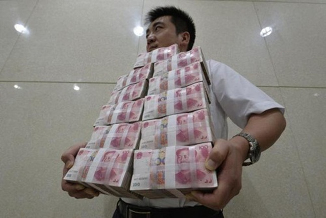 Trung Quốc: Nợ cao hơn gấp đôi GDP - 1