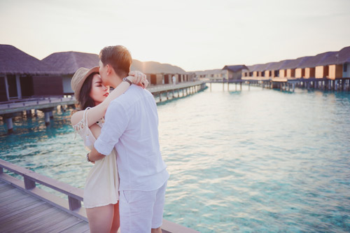 Ảnh cưới lãng mạn tại Maldives của “hot girl dao kéo” - 2