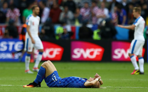Ảnh đẹp Euro 18/6: Ý, Tây Ban Nha mở hội trên đất Pháp - 12