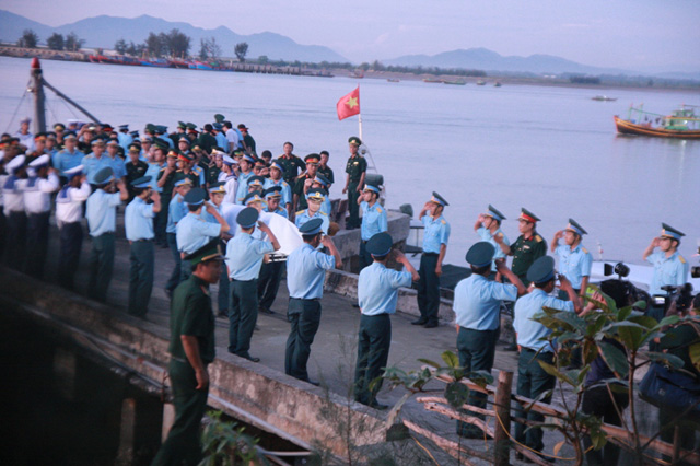 Thăng quân hàm cho Thượng tá Trần Quang Khải - 1