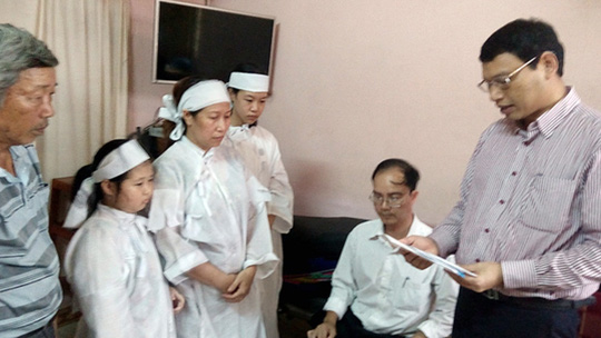 Đà Nẵng hỗ trợ con nạn nhân vụ chìm tàu 200 triệu đồng - 1
