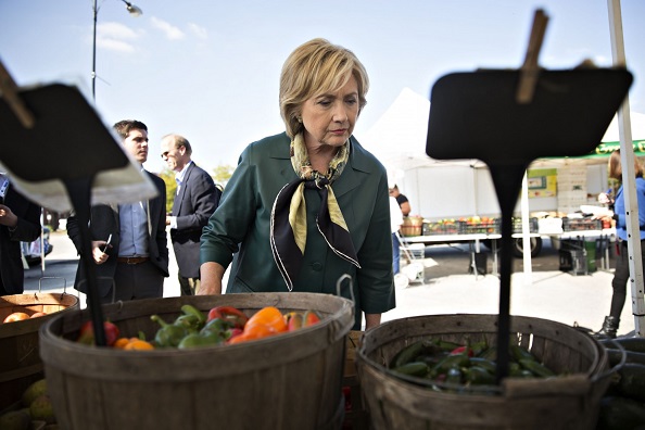 Vì sao bà Clinton mỗi ngày ăn một quả ớt? - 1