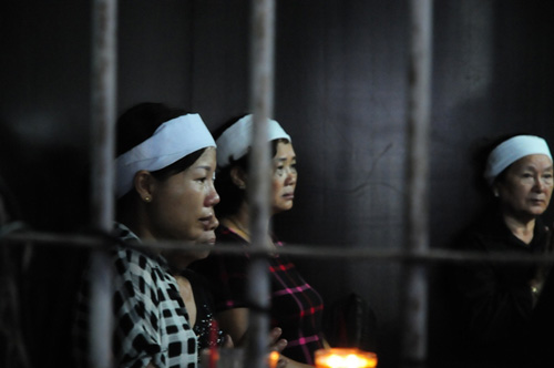 Trao quyết định đặc cách viên chức cho vợ Đại tá Khải - 10