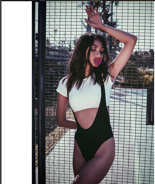 Hot girl Việt quá đỗi sexy với áo tắm hở hông táo bạo - 7