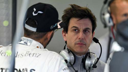 F1, thuyết âm mưu ở Mercedes: Hamilton bị "dìm" - 1