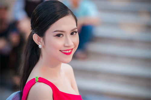 "Đừng cười hoa hậu Thu Vũ vì đó có thể là bạn!" - 2