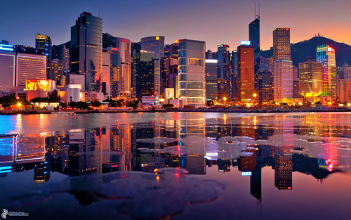 Hong Kong là thành phố đắt đỏ nhất thế giới - 1