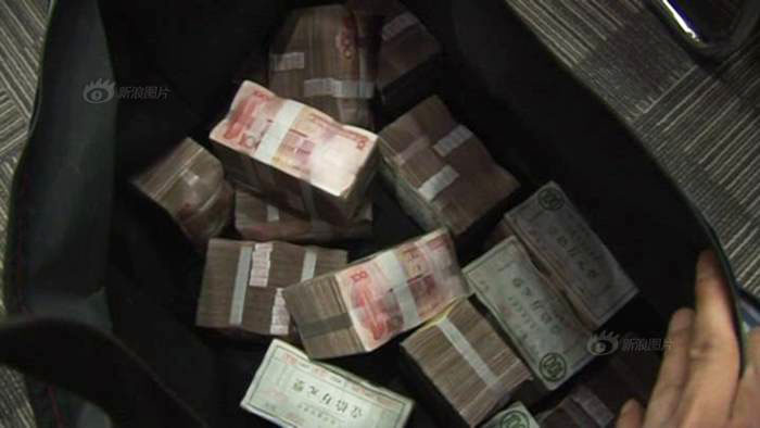 Điệp viên Triều Tiên mang 120 tỉ tiền giả sang TQ mua đồ - 1