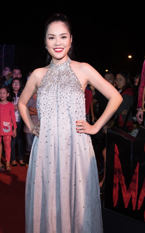 Dương Cẩm Lynh che khéo bụng bầu dự sự kiện - 3