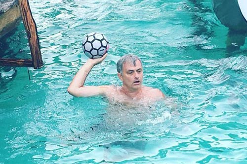 Tin HOT tối 24/6: Mourinho sắp gây sốc kỳ chuyển nhượng - 1