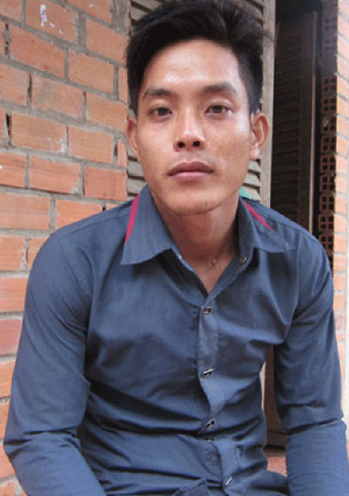 Lạ kỳ chồng 6 năm không cắt tóc, hằng đêm ra mộ vợ tâm tình - 2