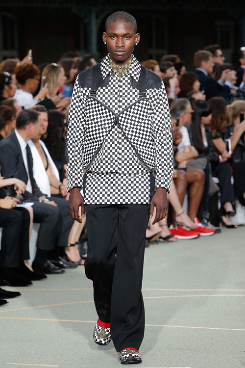 Huỳnh Hiểu Minh và Angela Baby tình tứ ở show Givenchy - 6