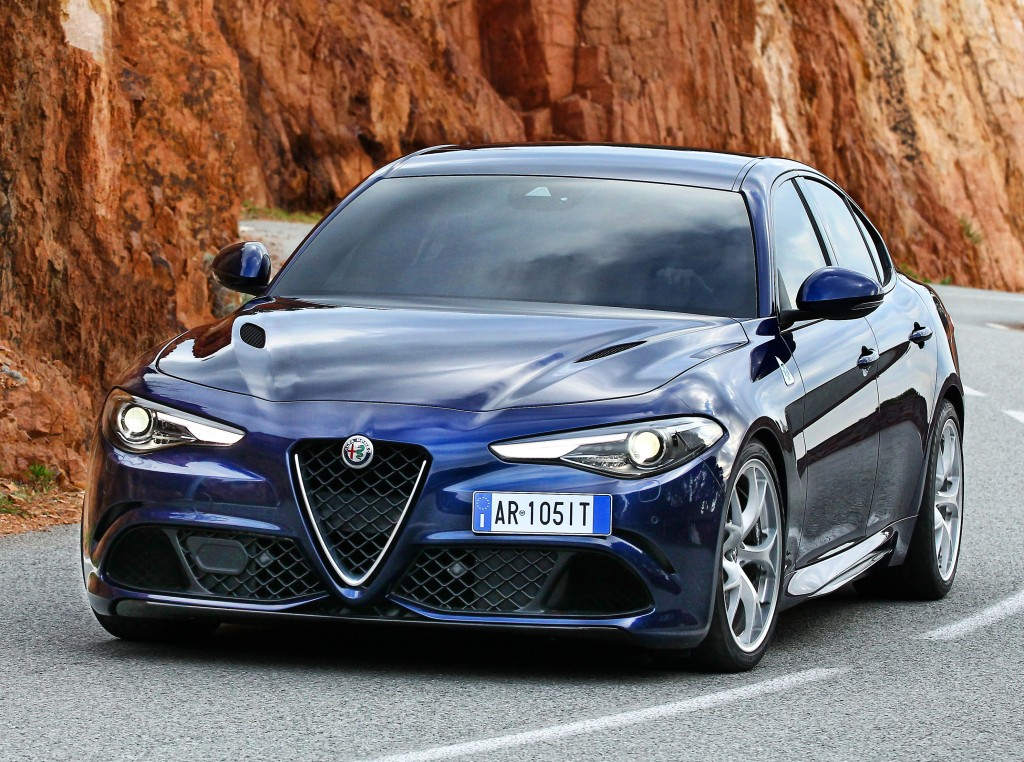 Giải mã lý do Alfa Romeo Giulia Quadrifoglio được ưa chuộng? - 1