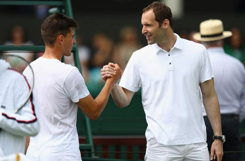 Wimbledon: Petr Cech "nhặt bóng" cho Stepanek - 4
