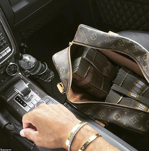 Choáng với sự chịu chơi của con nhà giàu trên Instagram - 9
