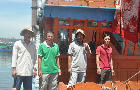 Làng "rái cá" lặn biển Hoàng Sa - 2